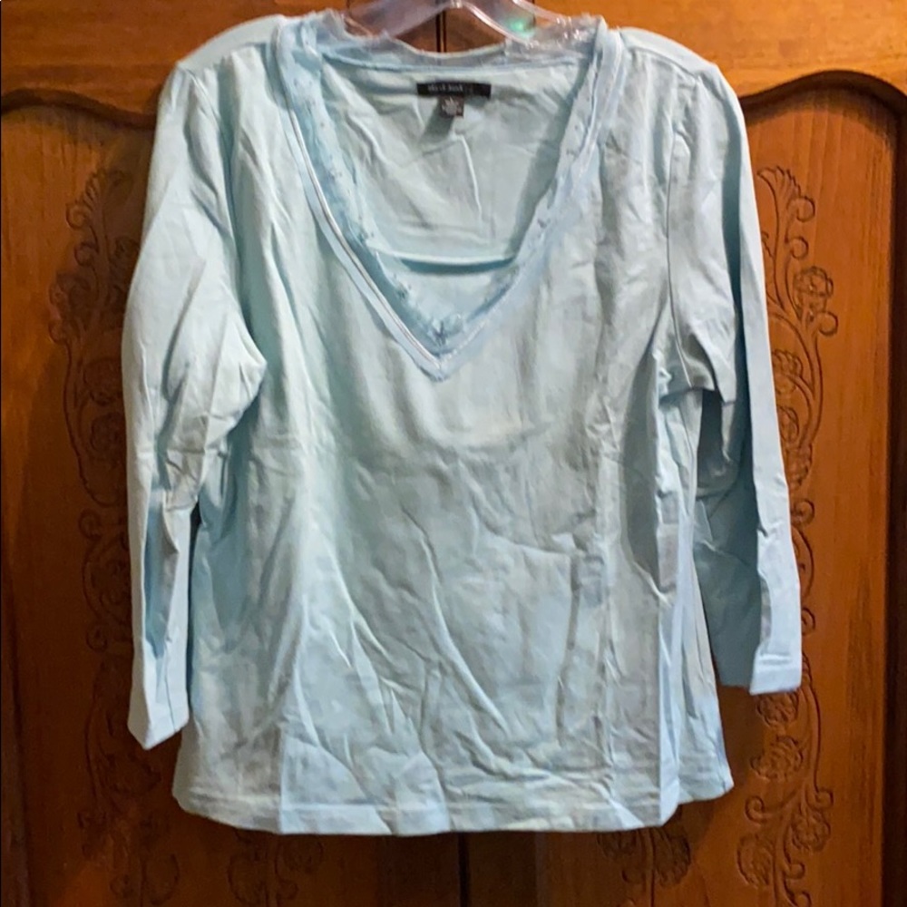 Turquoise long sleeve v neck top